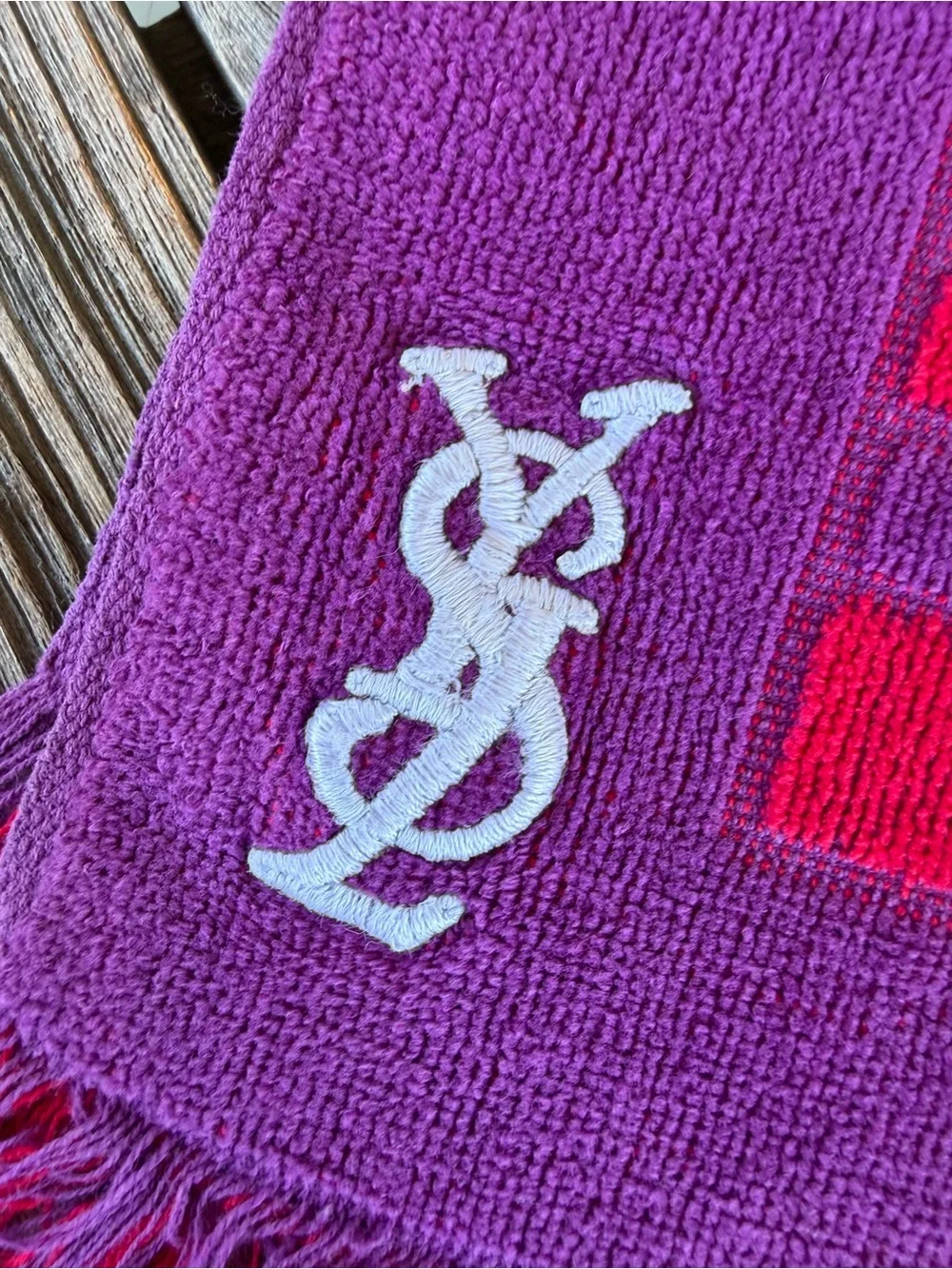 VTG Fieldcrest Yves Saint Laurent YSL Geometric Bath Towel Purple Red Fringe GUC
